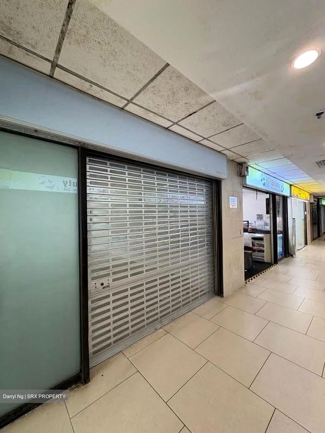 Lucky Plaza (D9), Shop House #630090141